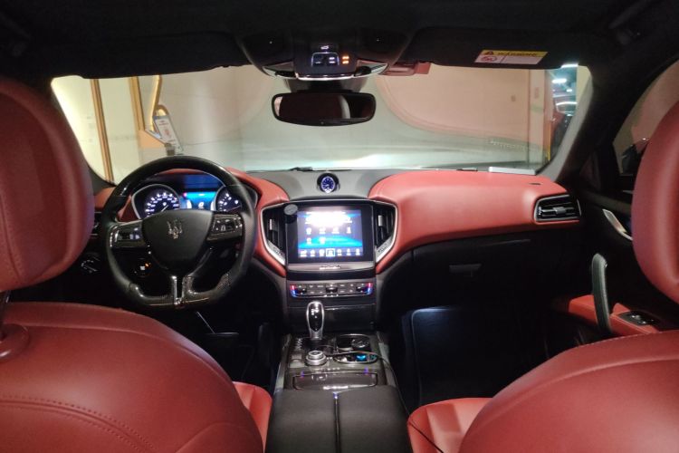 玛莎拉蒂 Ghibli 2018款 改款 3.0T 标准版中控内饰22