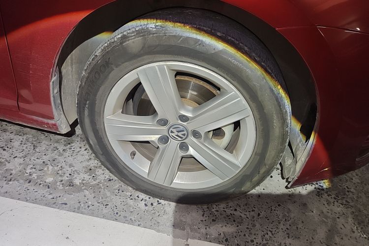 大众 高尔夫 2015款 1.4TSI 自动舒适型车身外观10