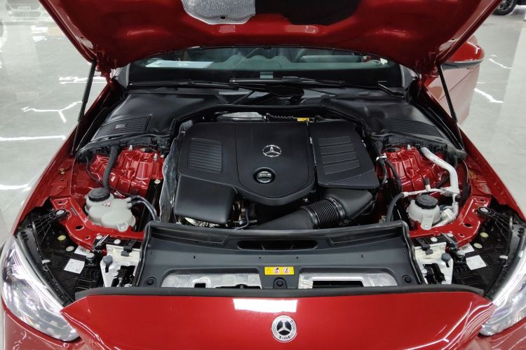 奔驰C级 2023款 改款二 C 260 L 运动版机舱底盘24