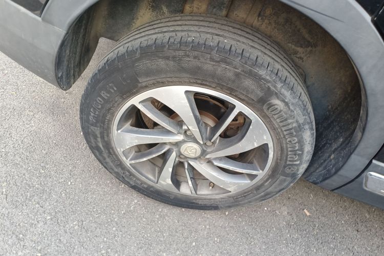 宝骏560 2017款 律动版 1.5T 手动乐享型车身外观6008