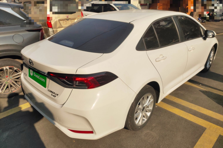 丰田 卡罗拉 2024款 1.2T 精英版车身外观7