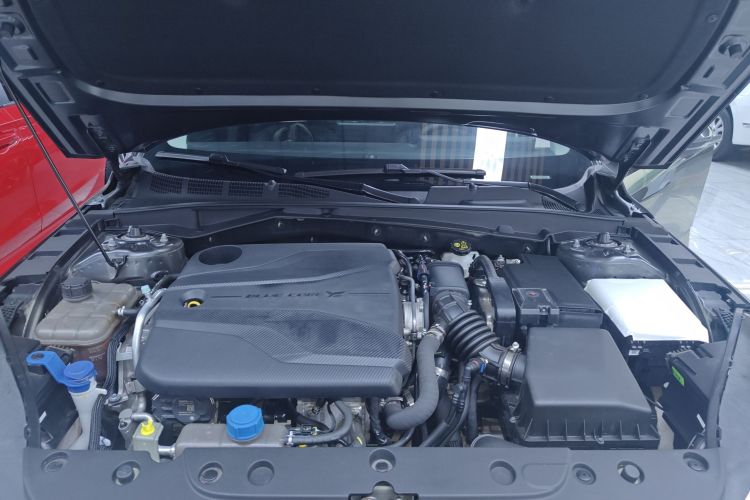 长安 逸达 2023款 蓝鲸NE 1.5T GDI DCT旗舰型局部细节24