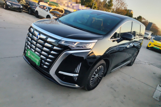 腾势D9 2022款 DM-i 970 四驱尊荣型