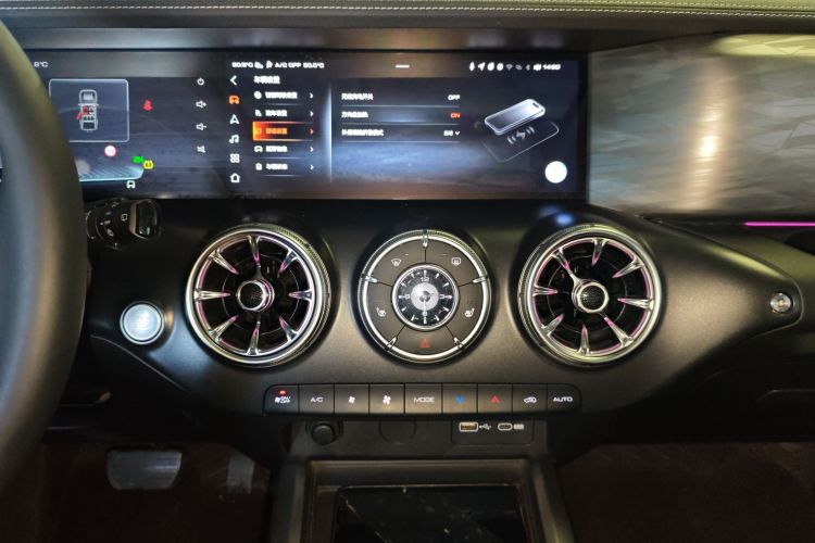 坦克300 2024款 2.0T 征服者局部细节16