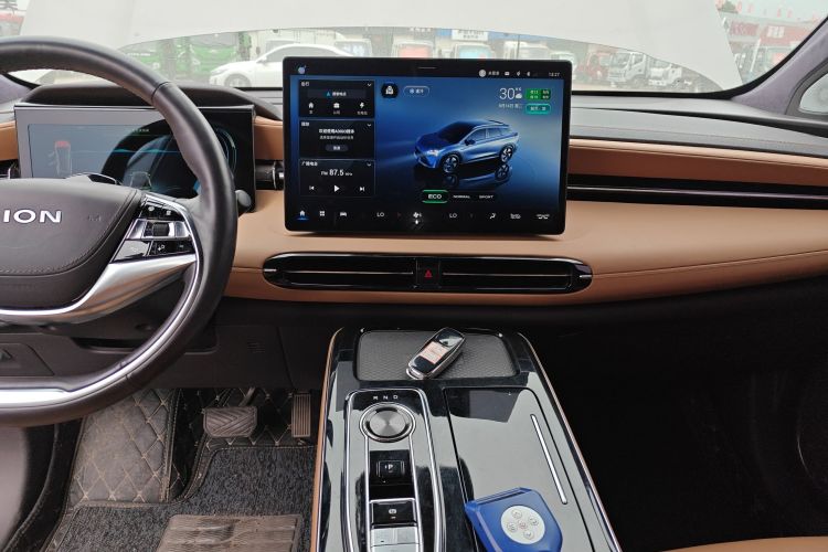 埃安 AION LX 2022款 Plus 80D 旗舰版局部细节16