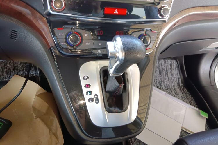 哈弗H6 2014款 运动版 2.4L 自动精英型中控内饰18