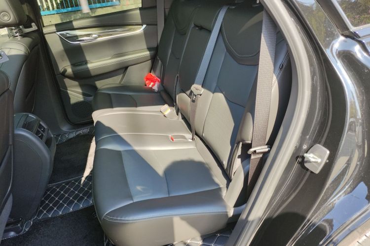 凯迪拉克XT5 2022款 2.0T 四驱豪华型（蜂鸟版）中控内饰21