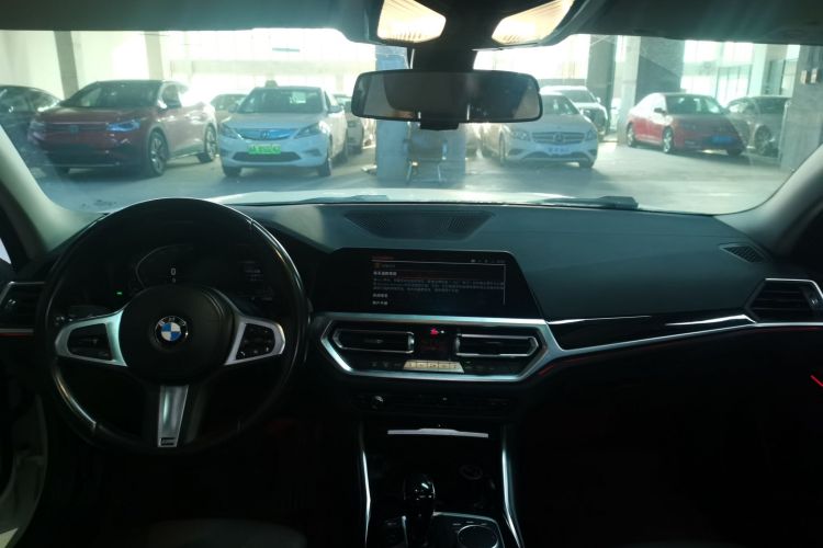 宝马3系 2021款 320Li M运动套装中控内饰7002