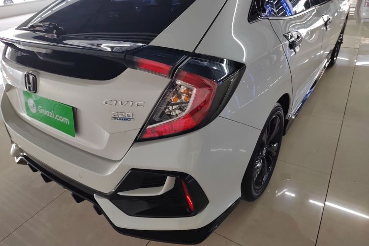 本田 思域 2021款 HATCHBACK 220TURBO CVT潮酷控车身外观9