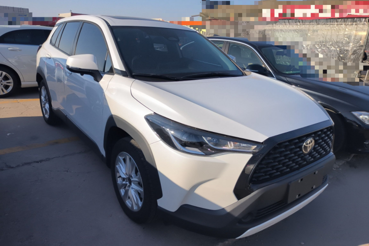 丰田 卡罗拉锐放 2023款 2.0L 精英版车身外观6002