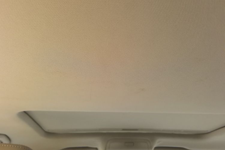 大众 帕萨特 2014款 1.8TSI DSG尊荣版中控内饰22