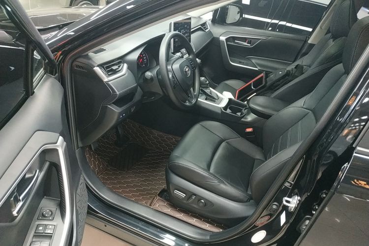 丰田 威兰达 2020款 2.0L CVT两驱豪华版中控内饰20