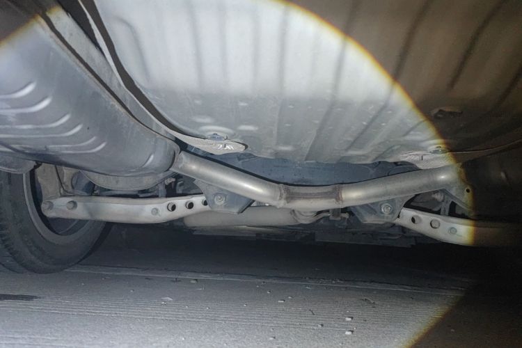 别克 君越 2019款 28T 豪华型局部细节9009