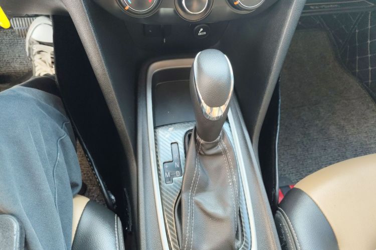 雪佛兰 科鲁泽 2020款 320 自动悦享版中控内饰18