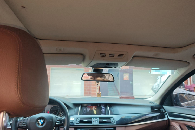 宝马5系 2017款 520Li 典雅型中控内饰22