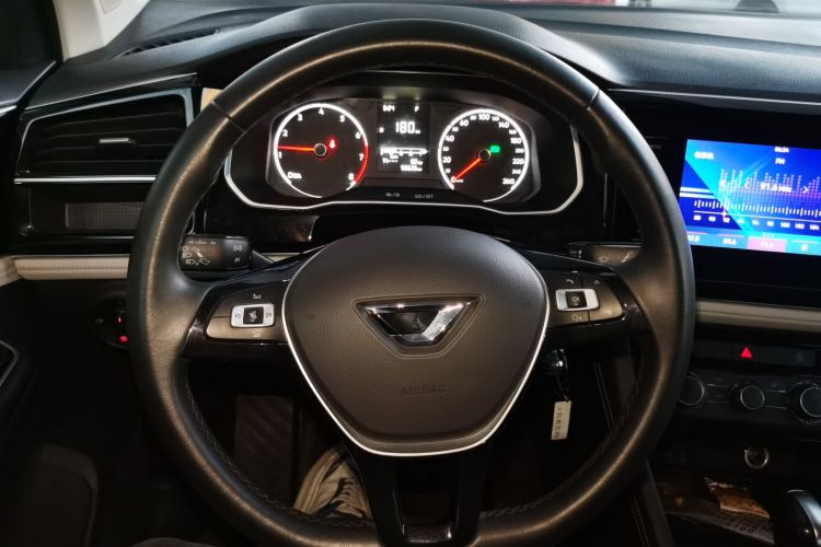 捷达VS5 2023款 280TSI 自动进取型中控内饰13