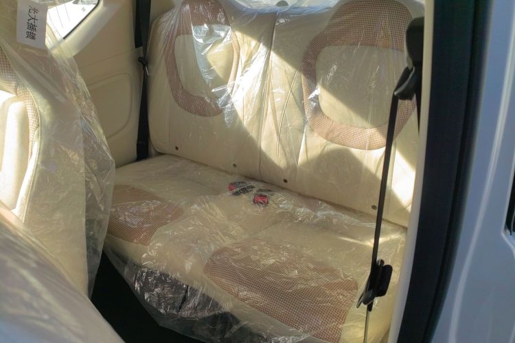 五菱汽车 宏光MINIEV 2024款 第三代 215km 青春版中控内饰21