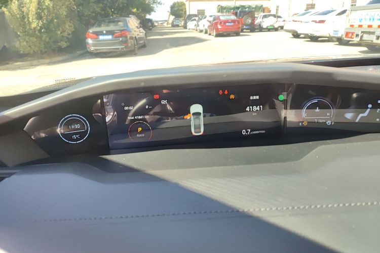 长安UNI-V 2022款 1.5T 尊贵型中控内饰14