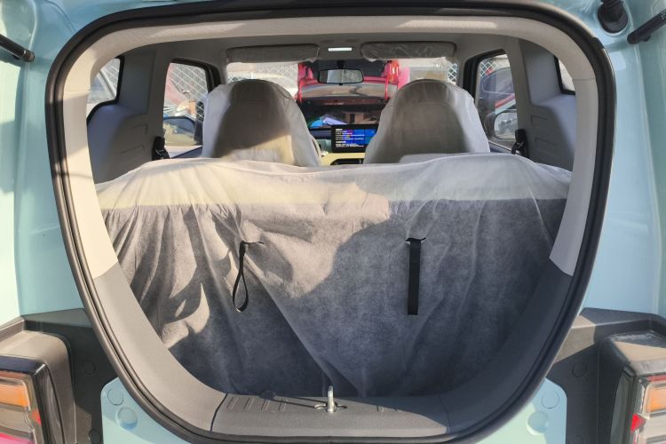 吉利银河 2024款 熊猫mini 200km 耐力熊机舱底盘23