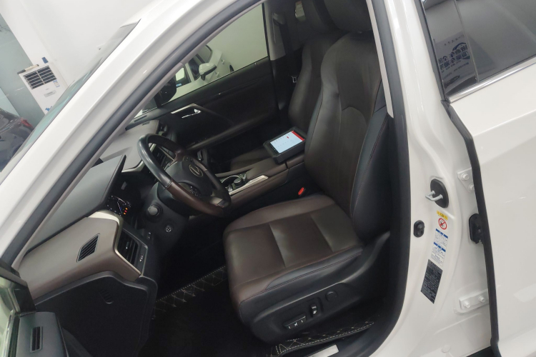 雷克萨斯RX 2016款 450h 四驱典雅版局部细节19