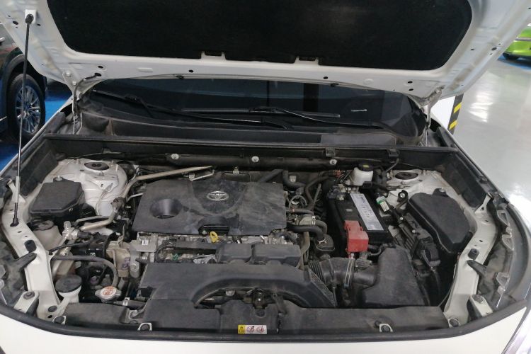 丰田 RAV4荣放 2020款 2.0L CVT两驱风尚PLUS版机舱底盘24