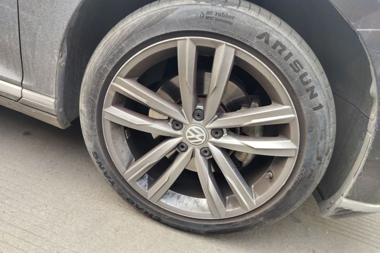 大众 蔚揽 2017款 380TSI 两驱畅行版车身外观6001