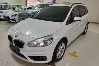 宝马2系多功能旅行车 2015款 218i 领先型