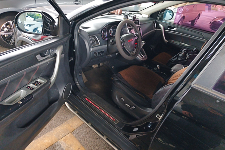 哈弗H6 2015款 运动版 1.5T 自动两驱豪华型中控内饰7003