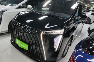 广汽传祺 传祺M8 2023款 宗师系列 400T 至尊版