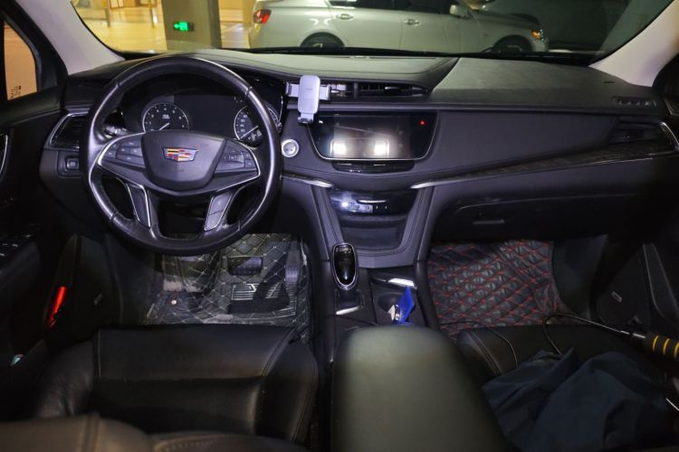 凯迪拉克XT5 2018款 25T 豪华型中控内饰12
