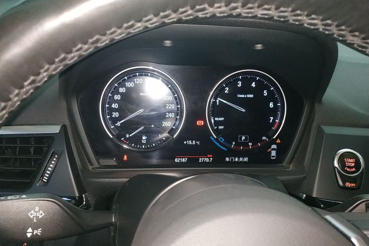 宝马1系 2019款 118i M运动套装中控内饰14