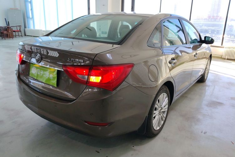 别克 英朗 2017款 15N 手动精英型车身外观7