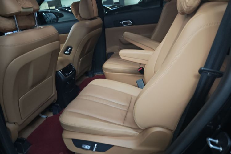 理想汽车 理想ONE 2020款 增程6座版中控内饰21