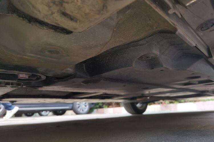 丰田 卡罗拉 2021款 1.2T S-CVT精英PLUS版局部细节9004