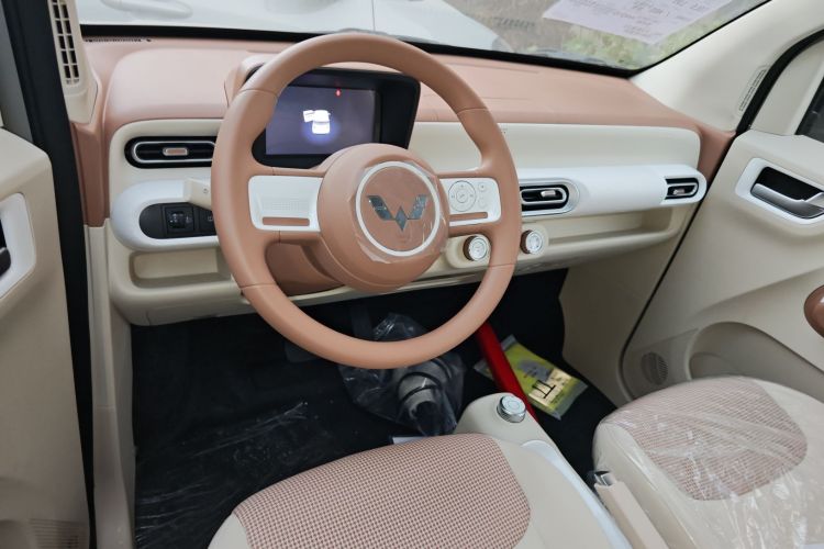 五菱汽车 宏光MINIEV 2024款 第三代 215km 青春版中控内饰12