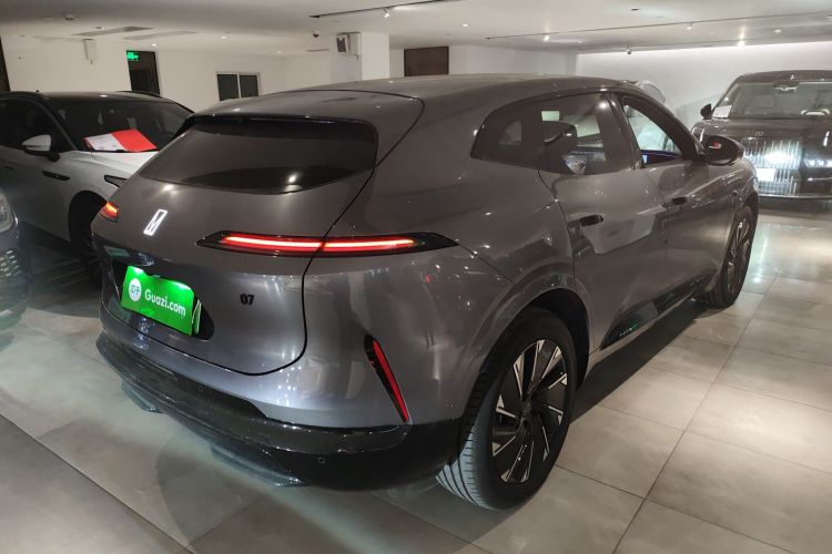 阿维塔07 2024款 Max纯电版车身外观7