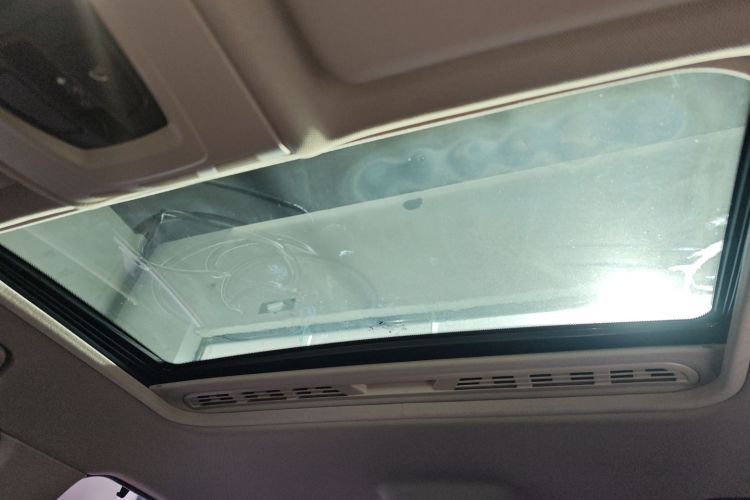 宝马3系 2019款 320Li 时尚型中控内饰22