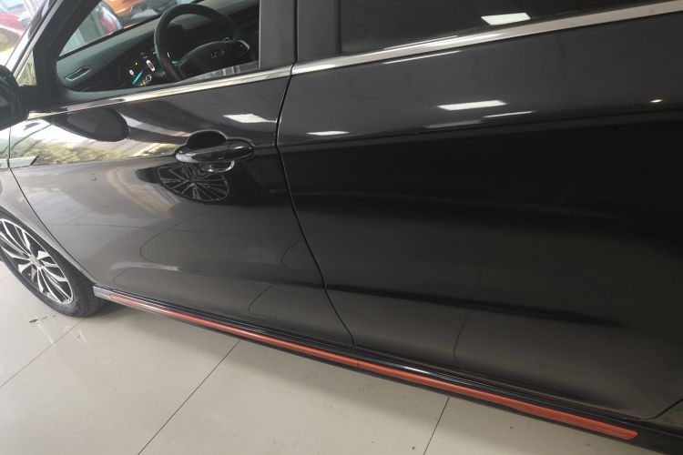 奇瑞 艾瑞泽5 PLUS 2023款 1.5T CVT享PLUS车身外观4