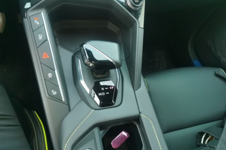 领克06 2023款 Remix 1.5T Hero中控内饰18