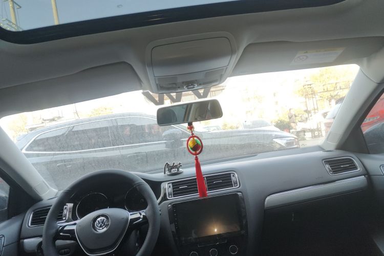 大众 速腾 2015款 1.6L 手动舒适型局部细节22