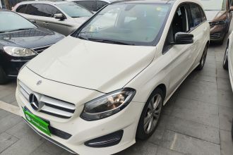 奔驰B级 2019款 B 200 动感型