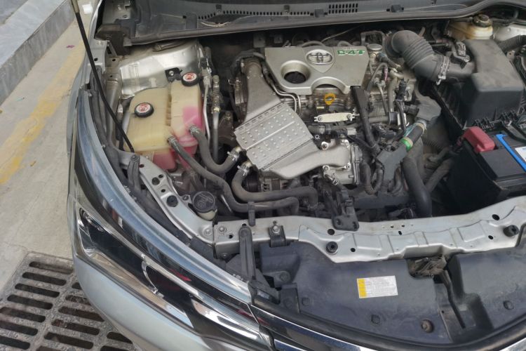 丰田 卡罗拉 2017款 改款 1.2T S-CVT GL局部细节9006