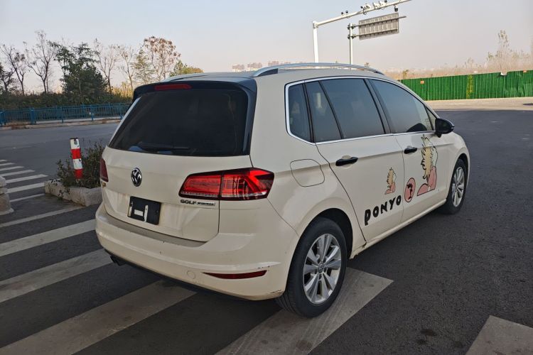 大众 高尔夫·嘉旅 2018款 230TSI 自动进取型车身外观7