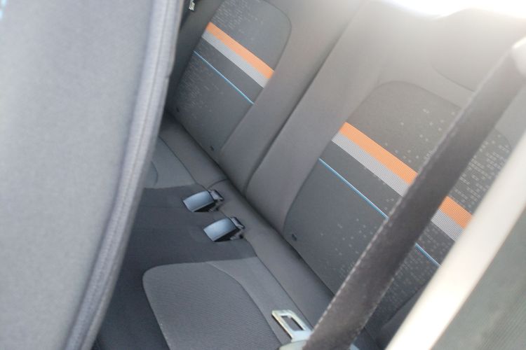 五菱汽车 宏光MINIEV 2022款 轻松款 磷酸铁锂中控内饰21