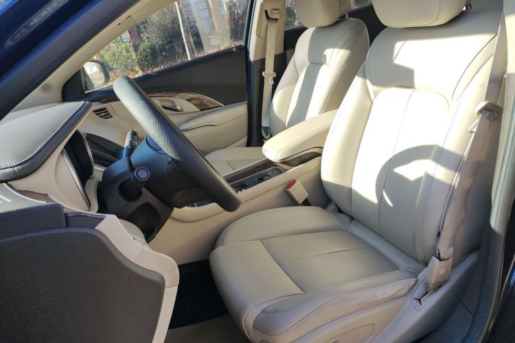 别克 君越 2013款 2.4L SIDI领先舒适型局部细节19