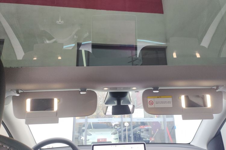 特斯拉 Model Y 2023款 长续航全轮驱动版局部细节22