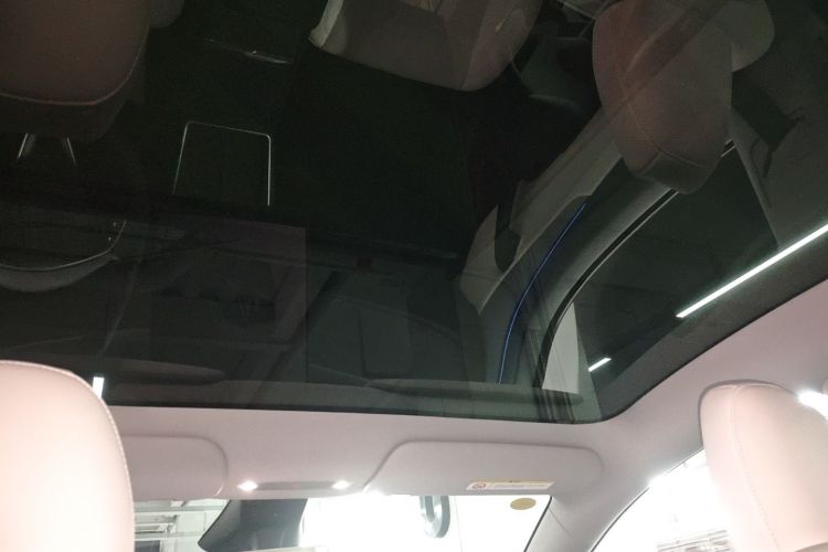 特斯拉 Model Y 2025款 后轮驱动版局部细节22