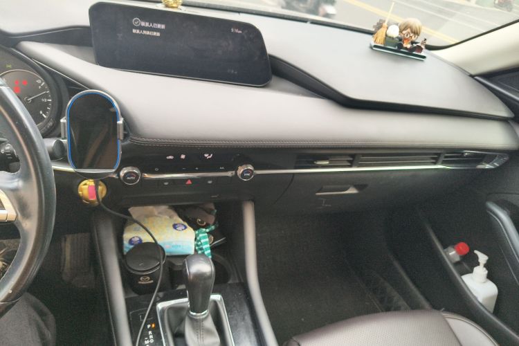 马自达3 昂克赛拉 2020款 2.0L 自动质炫版中控内饰16