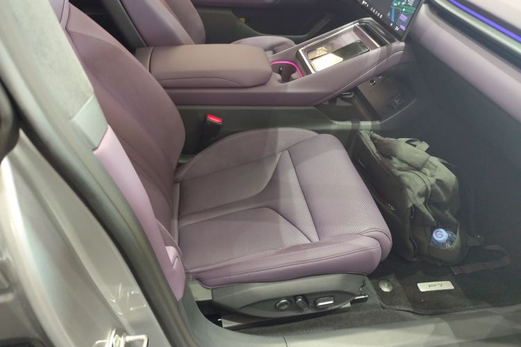 小鹏P7 2025款 702 长续航 Ultra局部细节41