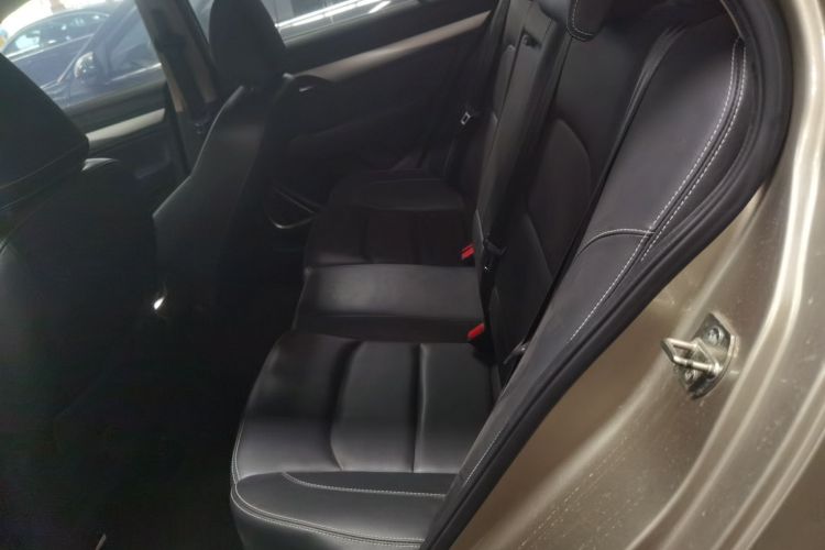 吉利汽车 帝豪 2018款 1.5L CVT向上互联版中控内饰21